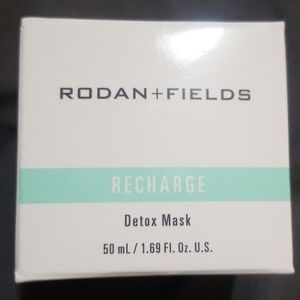 ☆JUST IN☆ Rodan+Fields Detox Mask